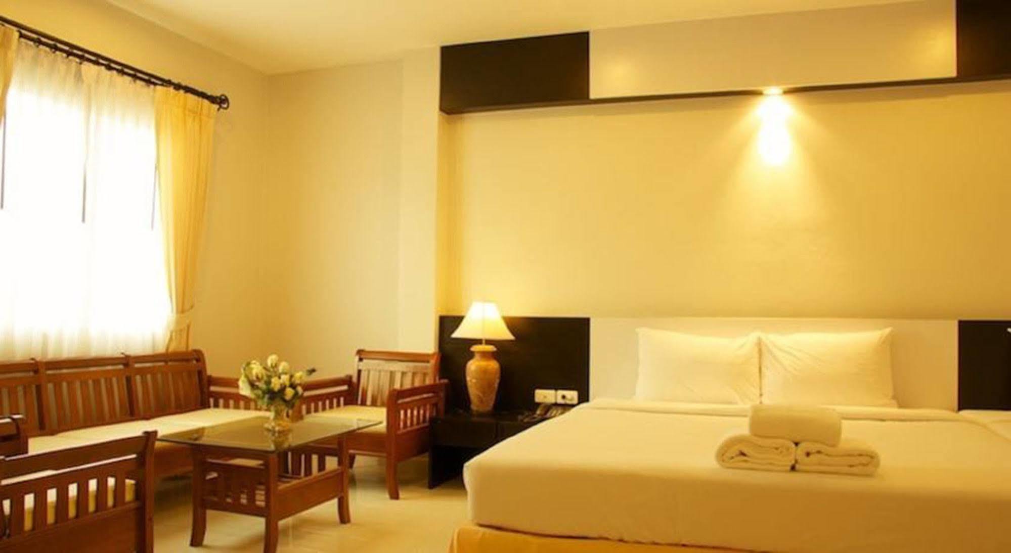 Hotel Airport Mansion Phuket Ban Bo Han Esterno foto