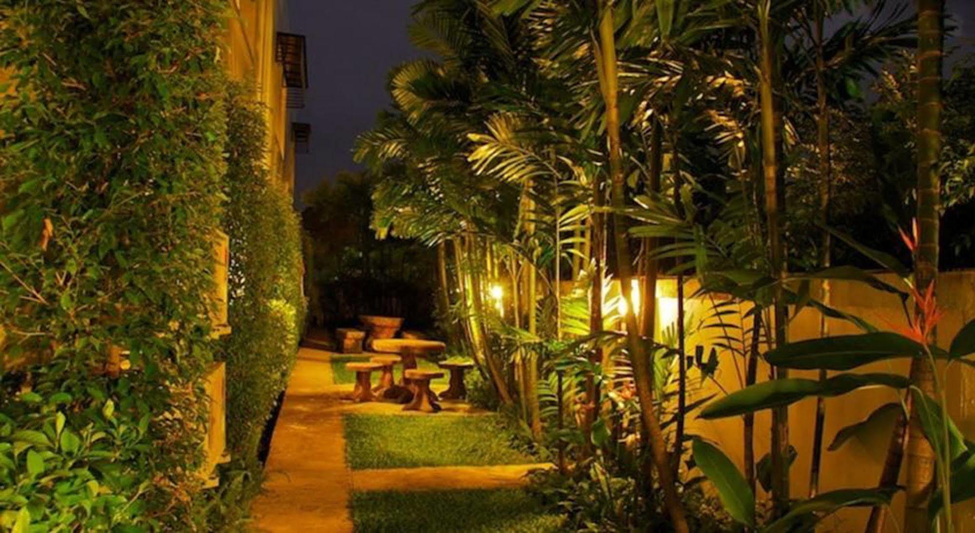 Hotel Airport Mansion Phuket Ban Bo Han Esterno foto