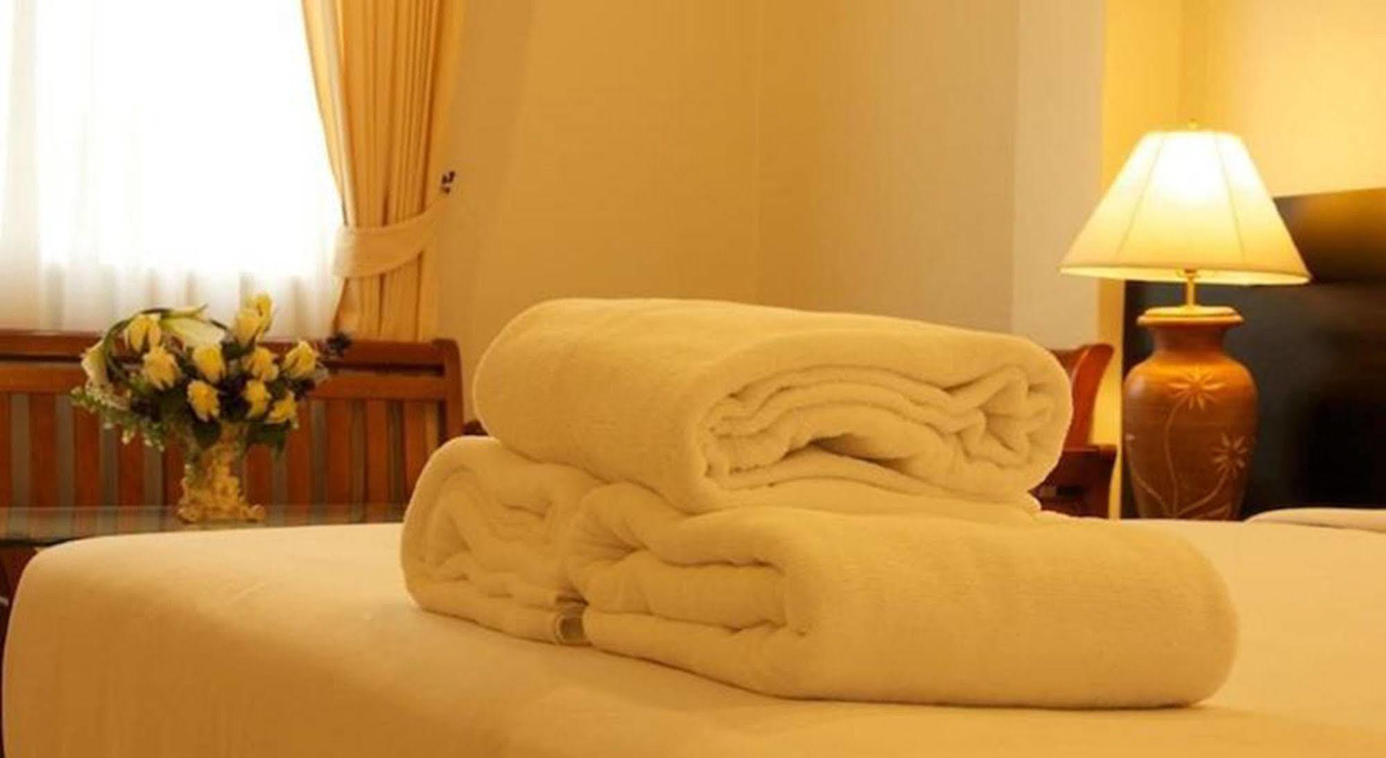 Hotel Airport Mansion Phuket Ban Bo Han Esterno foto